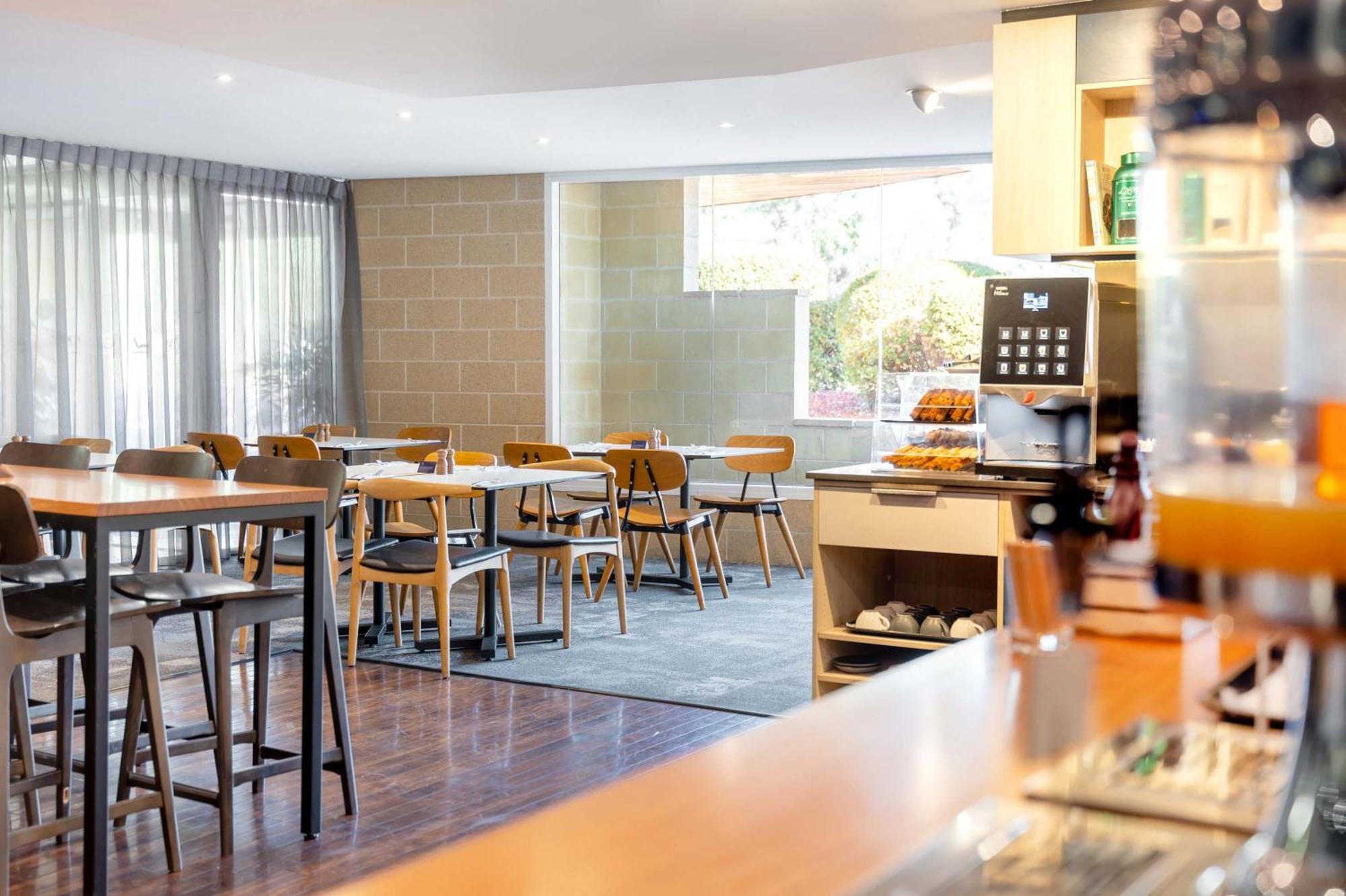 Aparthotel Mantra On Northbourne à Canberra Extérieur photo