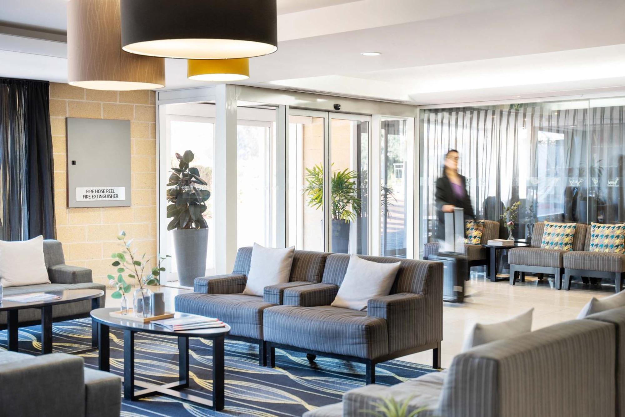 Aparthotel Mantra On Northbourne à Canberra Extérieur photo