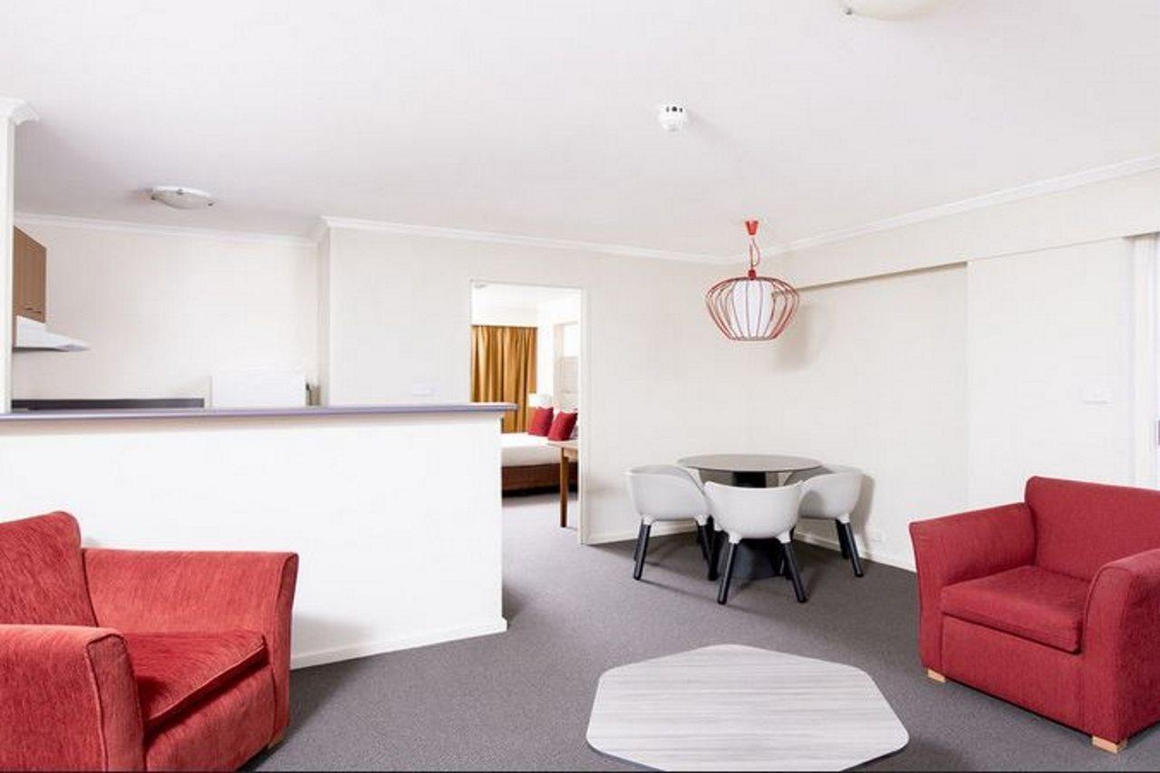 Aparthotel Mantra On Northbourne à Canberra Extérieur photo