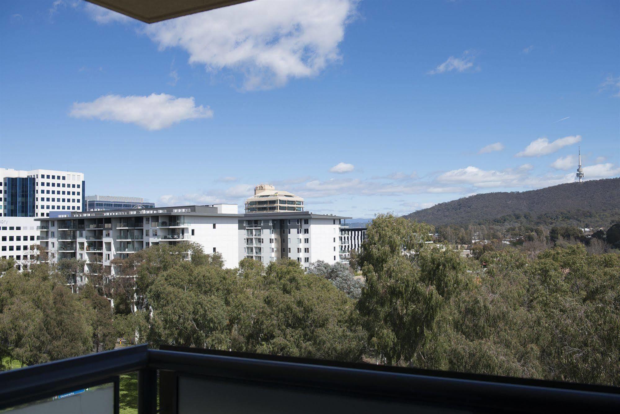 Aparthotel Mantra On Northbourne à Canberra Extérieur photo