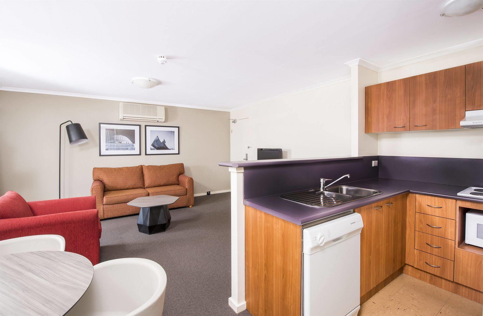 Aparthotel Mantra On Northbourne à Canberra Extérieur photo